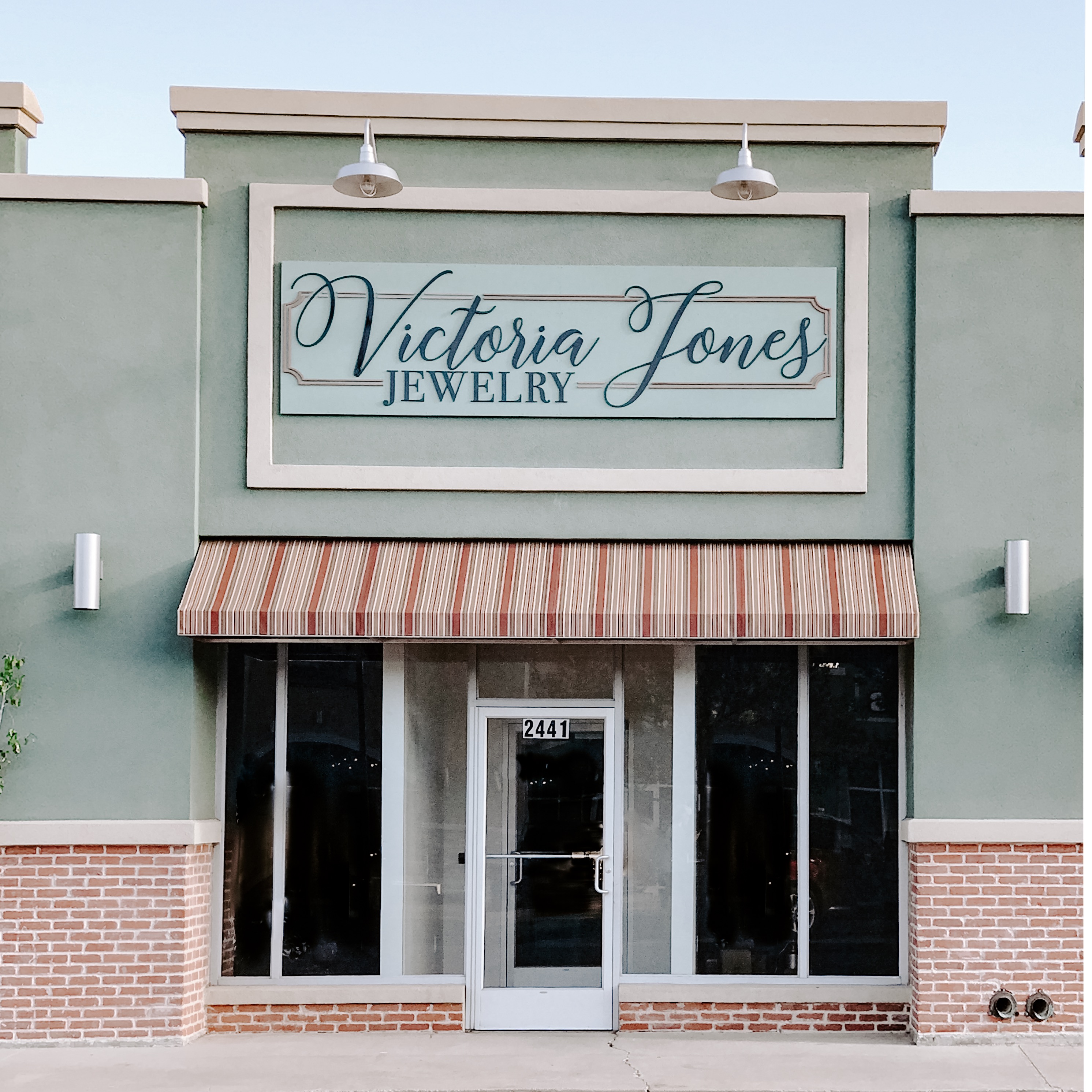 Victoria Jones Jewelry