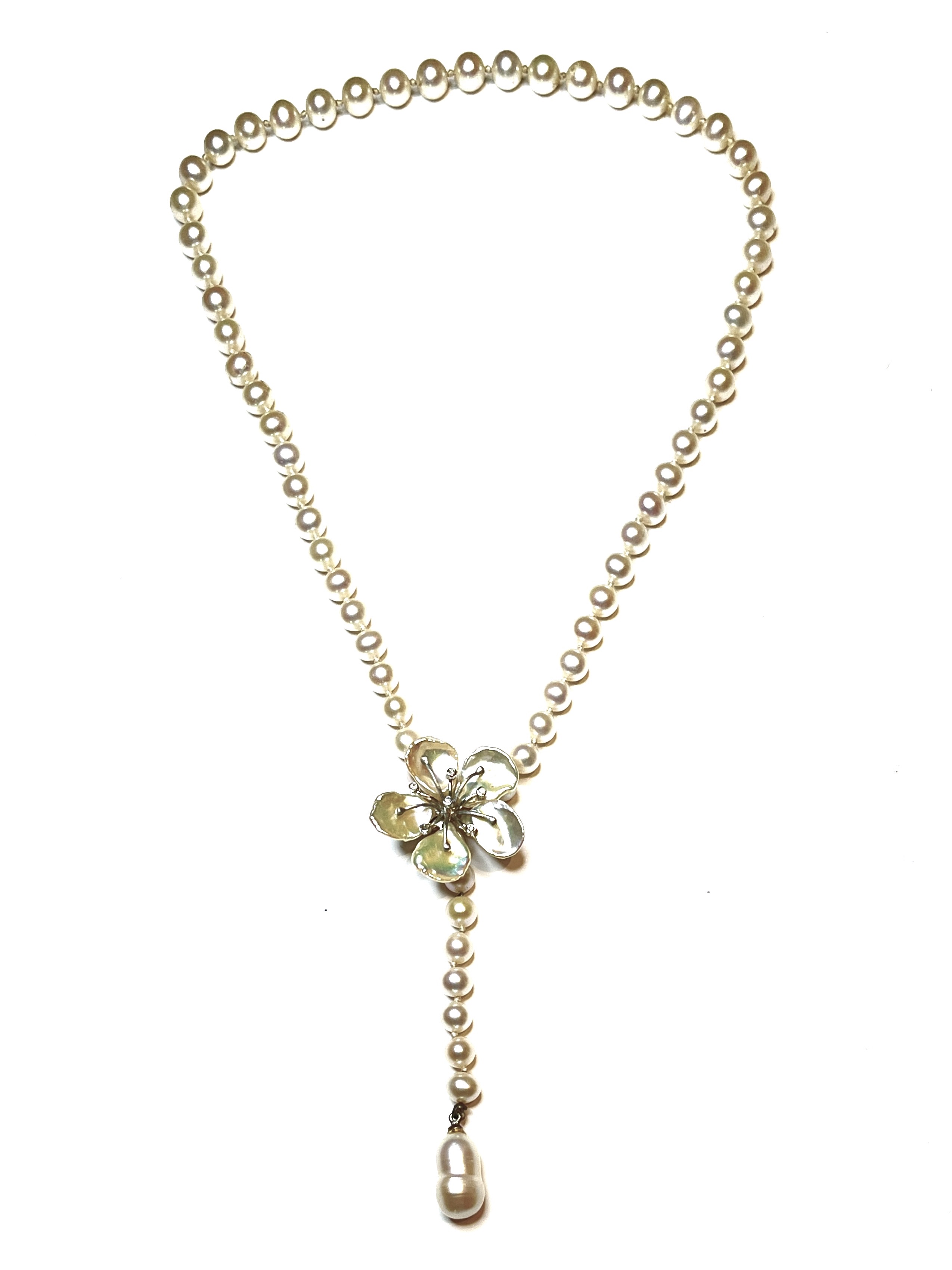 Pearl Flower Necklace