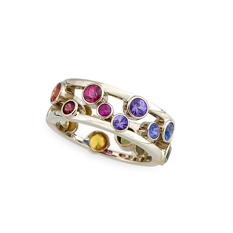 Women’s Jewelry to $2,000 Jeweler: Thomas C. Dailing Lee Ayers Jewelers Stevens Point, WI Honorable Mentions: Brandy Hurt, AVA Goldworks in Hannibal, MO; Keith Pearce, Bay Design Custom Jewelers in Janesville, WI