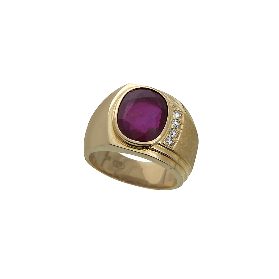 Men's Jewelry 3.5-carat ruby, diamond and 18K gold ring Jeweler: Yan Shu Djap Sunshine Jewelry Inc. Philadelphia, PA Honorable Mention: Michael Agnello, Tammy Lauri & Brian Reynolds, Michael Agnello Jewelers in St. Clair Shores, MI
