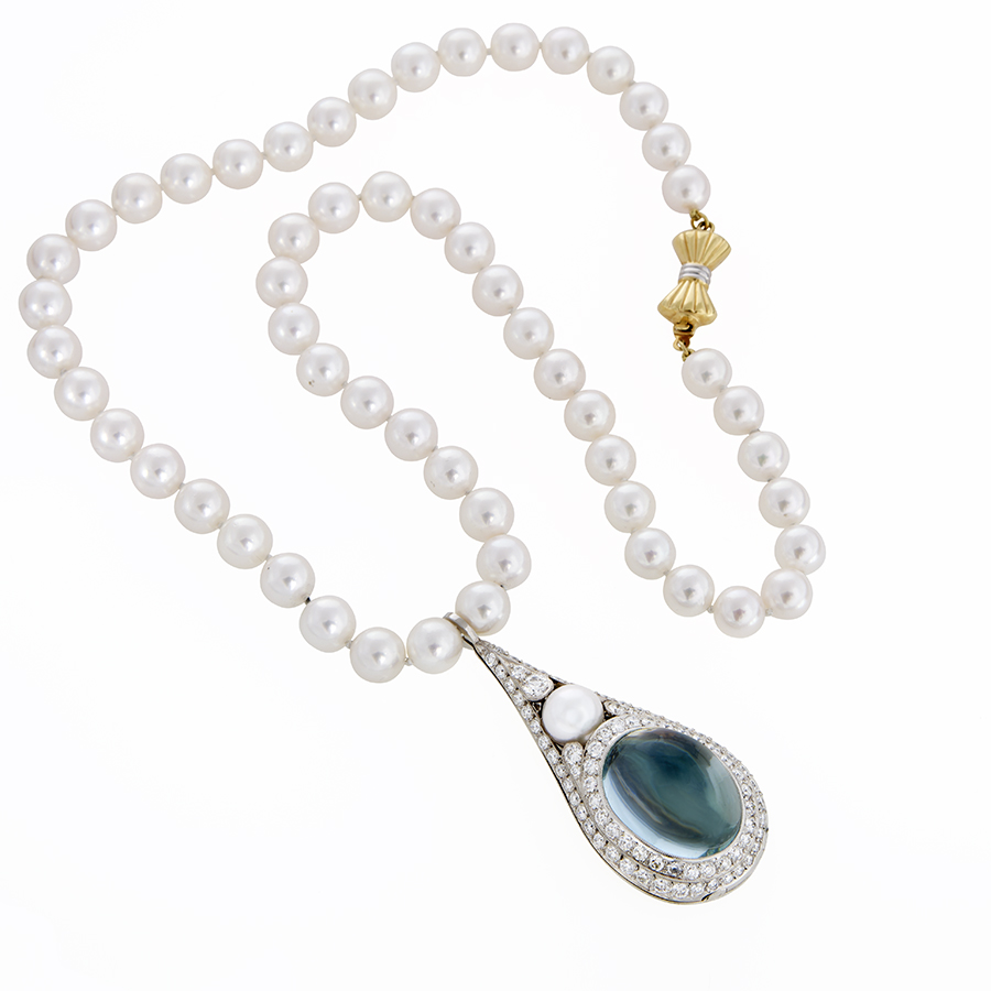 Palladium Jewelry 19.43-carat aquamarine, pearl and palladium pendant Jeweler: Randall R. Hurt AVA Goldworks Hannibal, MO Honorable Mention: Dennis deJonghe, deJonghe orginal jewelry inSaratoga Springs, NY