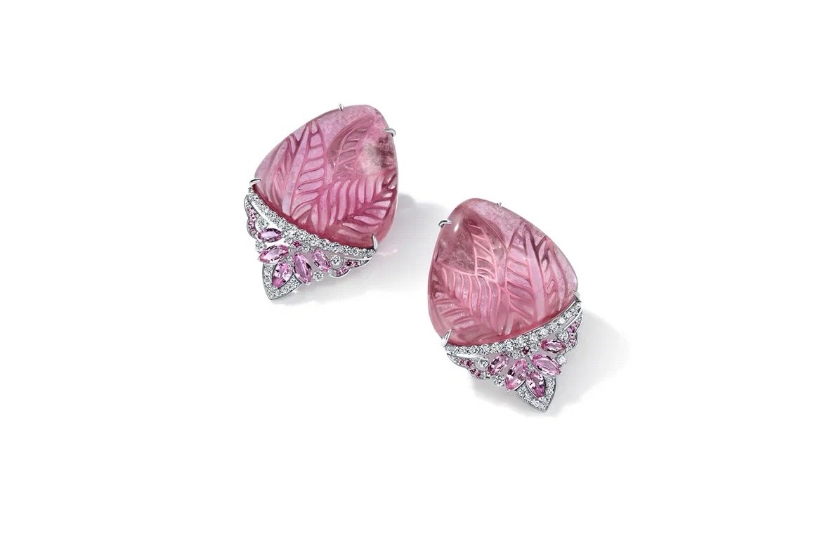 Supplier: Jewelry $5,001 to $10,000 and Best in Show 14K white gold earrings with natural tourmalines (60.29 ct), 58 natural diamonds F/vs1 (0.945 ct;) 20 natural pink sapphires (0.63 ct); 8 natural pink sapphires (1.670 ct) Designed by Olga Shatrova Olga Shatrova LLC Irvine, CA