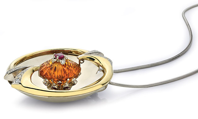 Abberation Pendant side-view