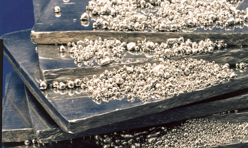 Platinum bars and casting grain