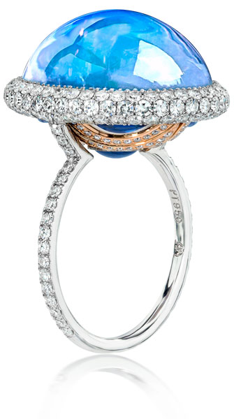 Ring by Leon Megé